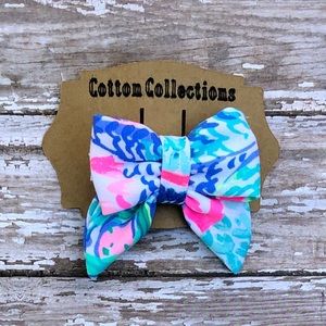 Lilly bow